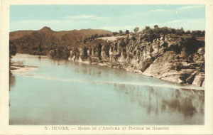 ardeche-rocher-sampzon